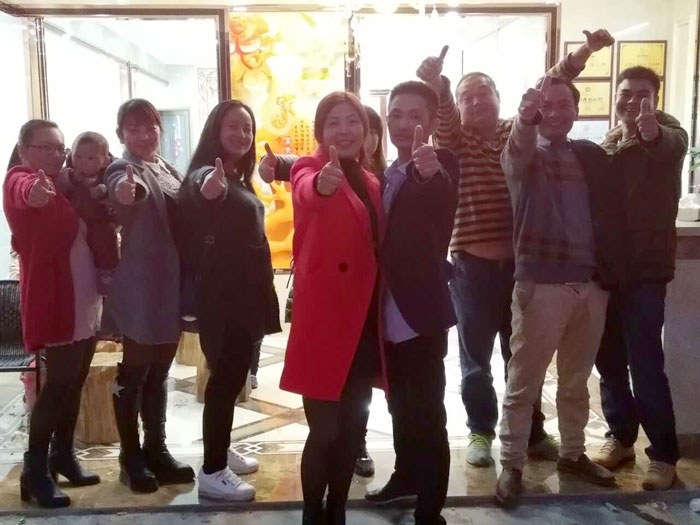 9001cc金沙瓷砖 广西临桂专卖店盛大开业