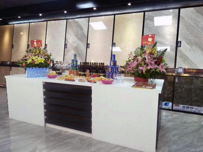 陶瓷一线品牌9001cc金沙瓷砖澄海店十一开业，好礼、优惠送一向