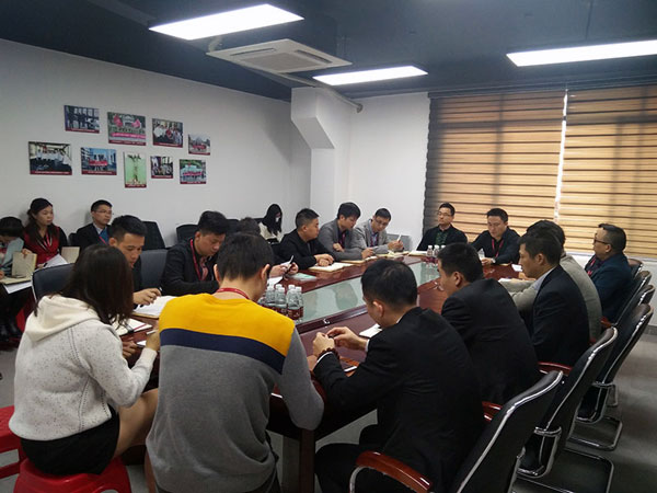20180103162719189 幸福是奋斗出来的!——9001cc金沙团队12月总结会